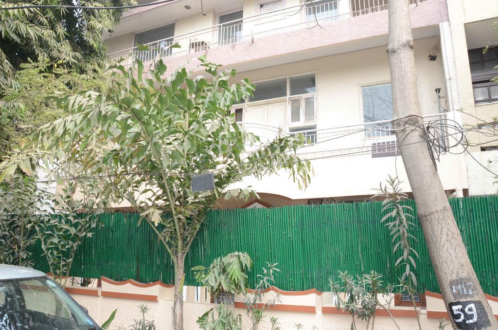 Namaste Apartments New Delhi Bagian luar foto