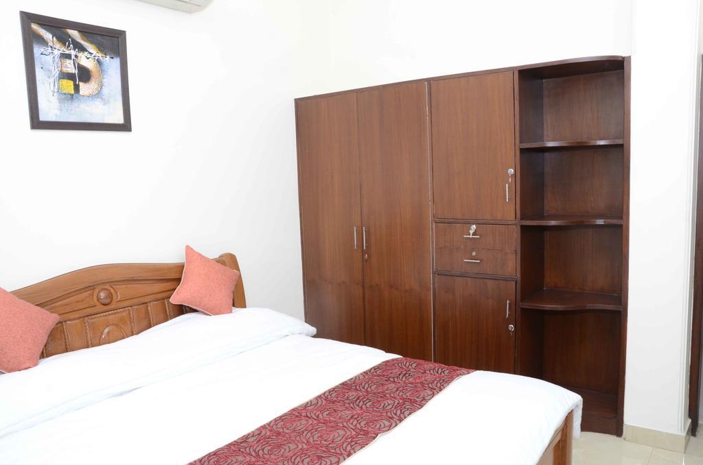 Namaste Apartments New Delhi Ruang foto